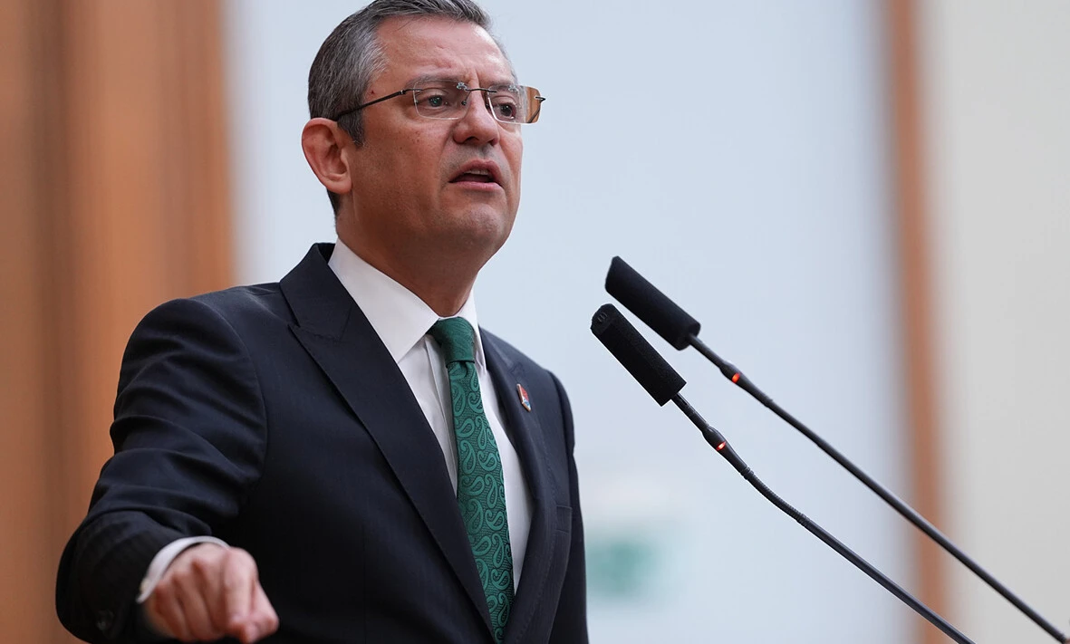 Özgür Özel, parti içindeki muhaliflere seslendi: Avuçlarını yalarlar