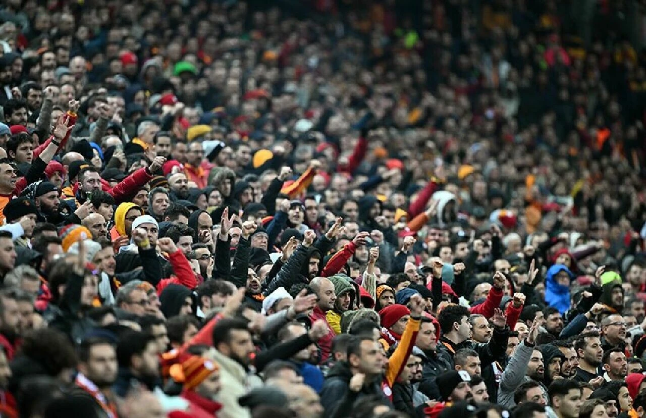 PFDK bu sezon en çok cezayı Fenerbahçe'ye verdi - 5. Resim