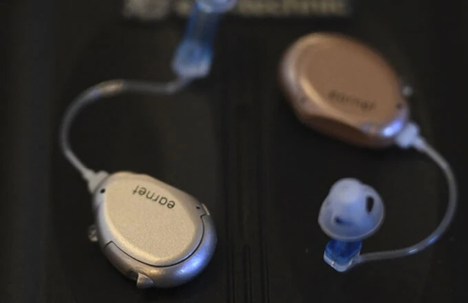 Türk bilim insanlarından devrim gibi buluş: İşitme cihazı kulaklara küpe oldu - 2. Resim