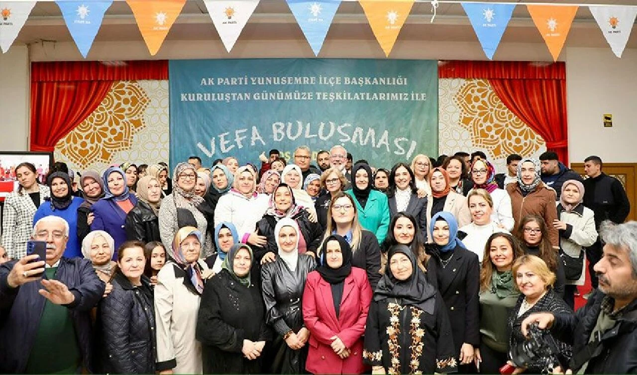 AK Partili Belediye Başkanından Manisa'da 'Vefa Buluşması' - 2. Resim