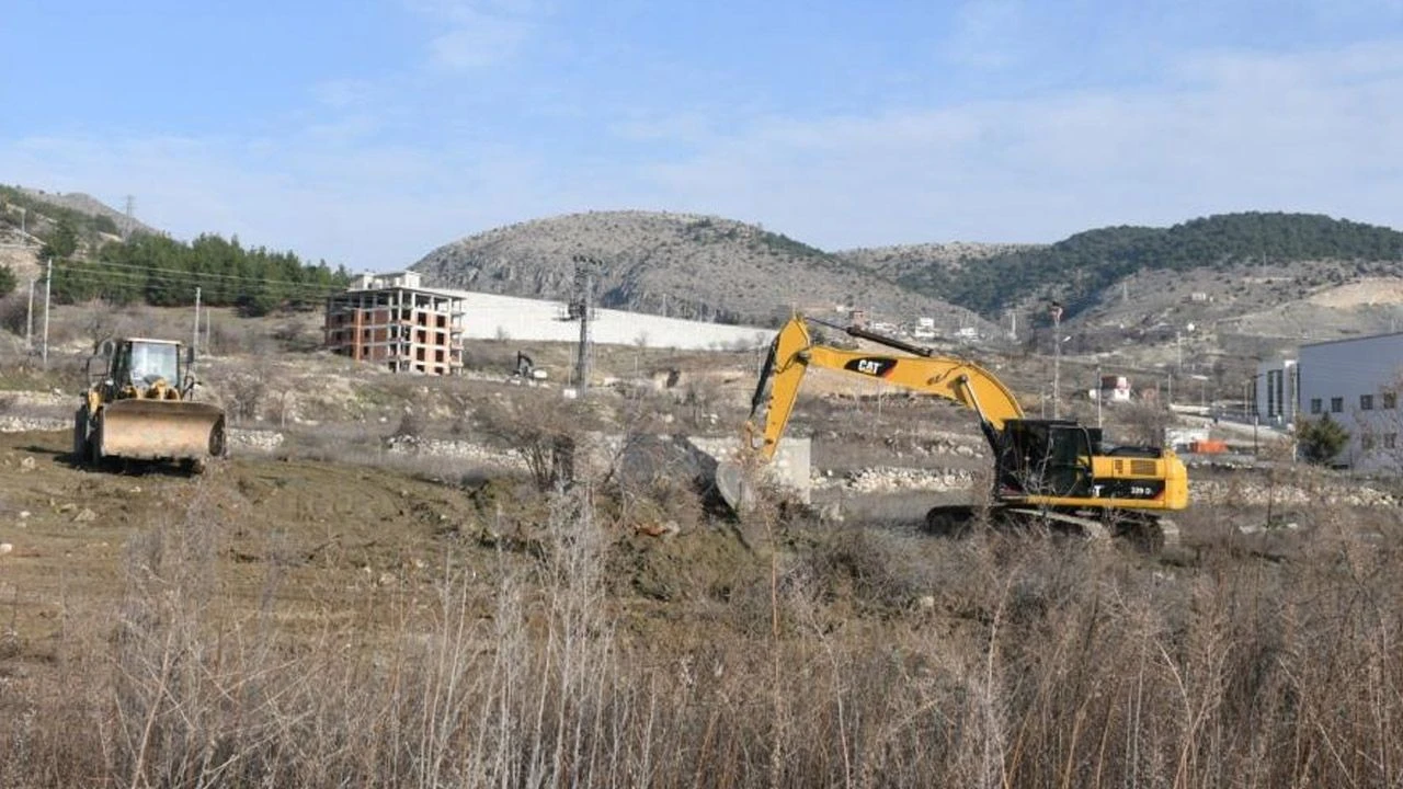 Amasya Belediye Başkanı Çelik: Pazaryerinin inşa sürecine başladık