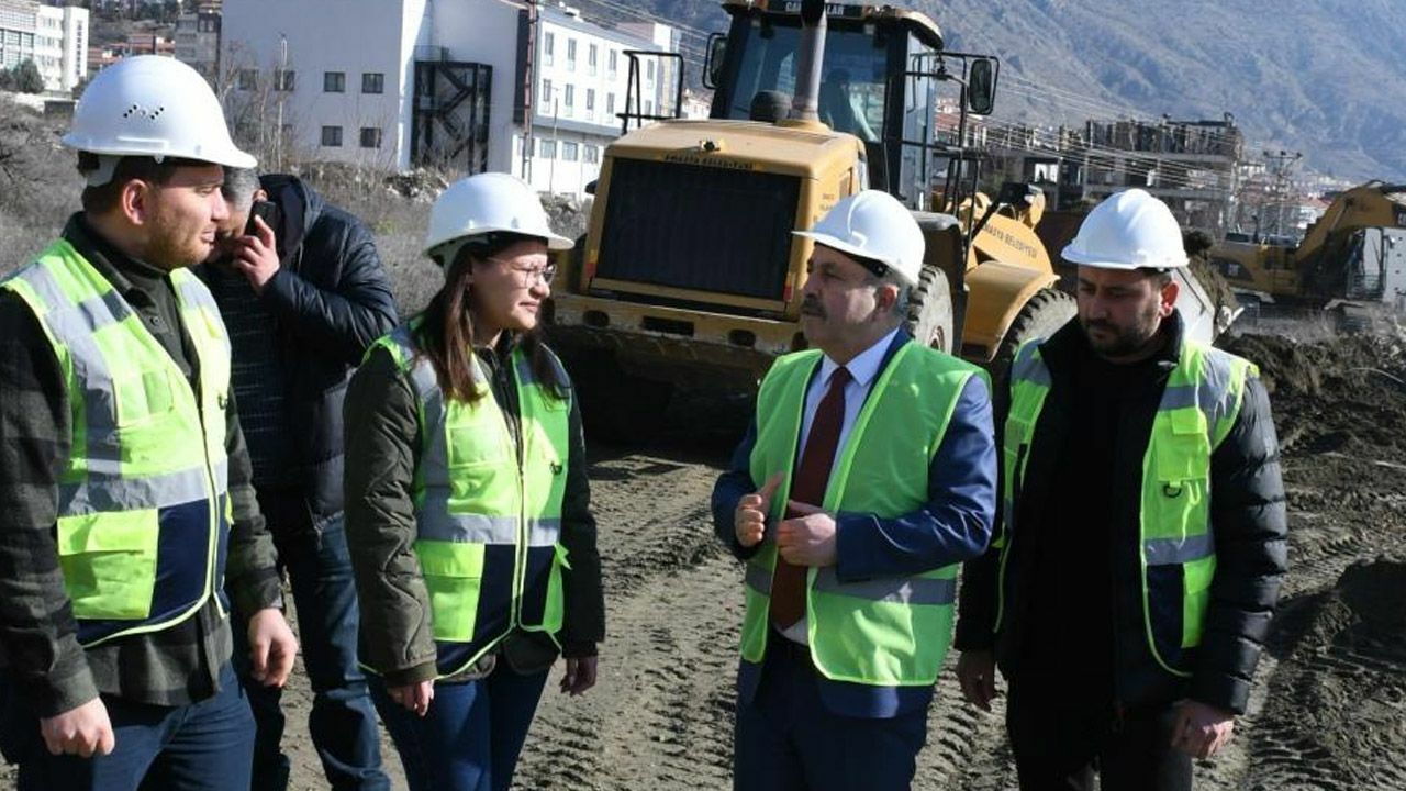 Amasya Belediye Başkanı Çelik: Pazaryerinin inşa sürecine başladık