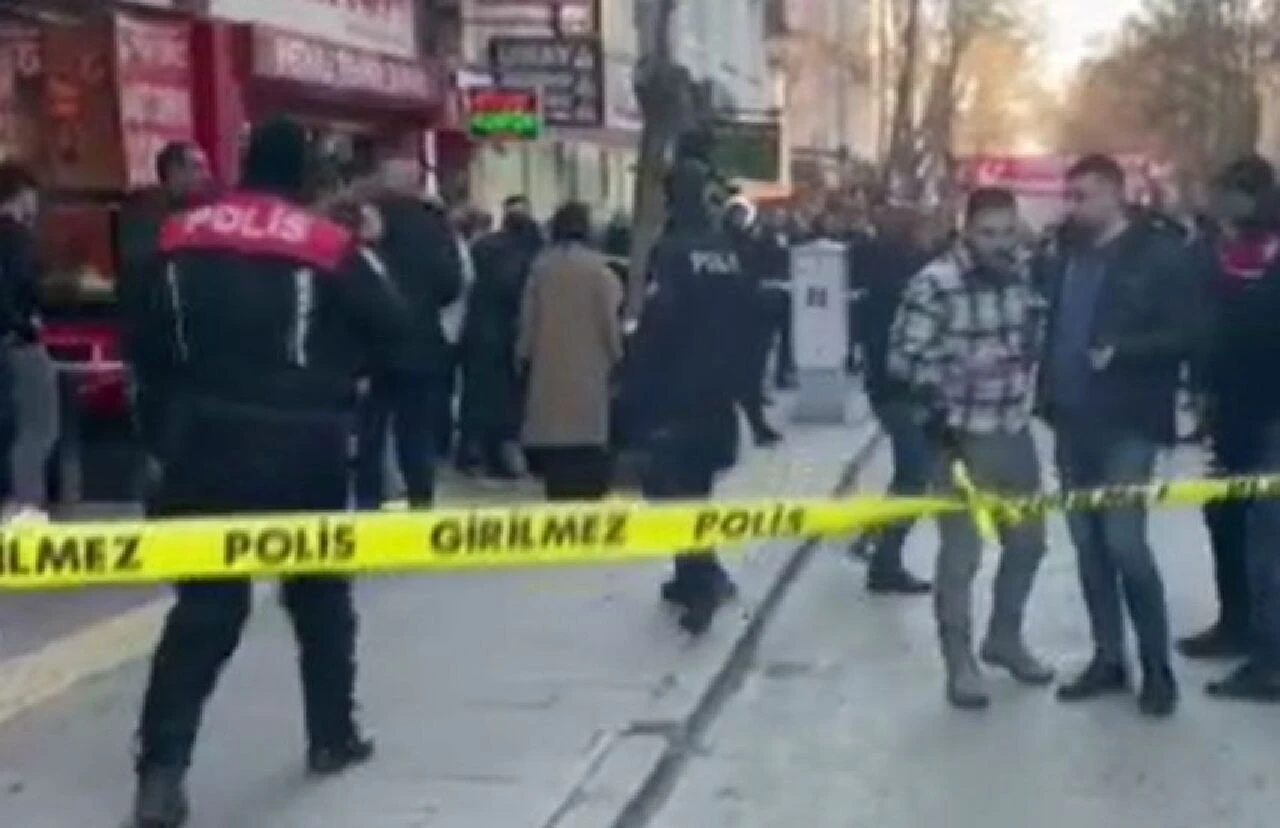 Ankara'da silahlı kavga dehşeti: 1'i ağır 3 yaralı