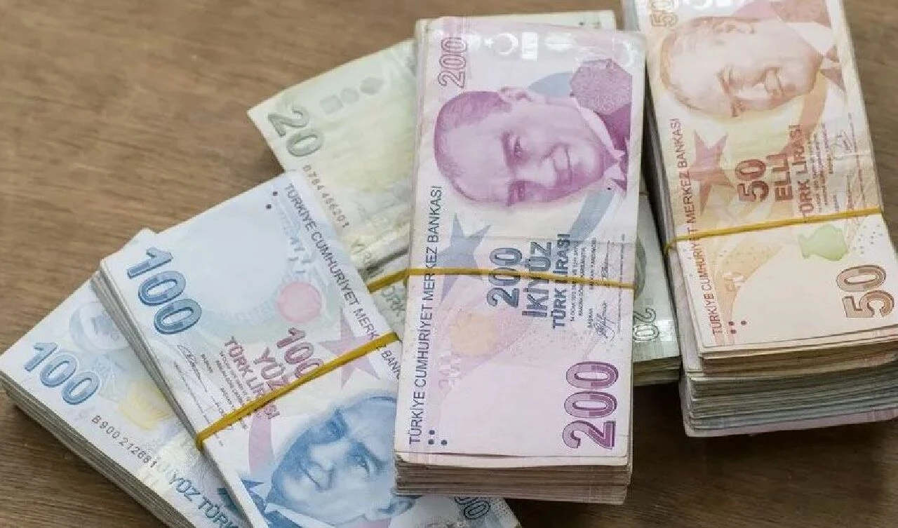 Bankalar emekliler için yarışıyor, işte en yüksek promosyon tutarı