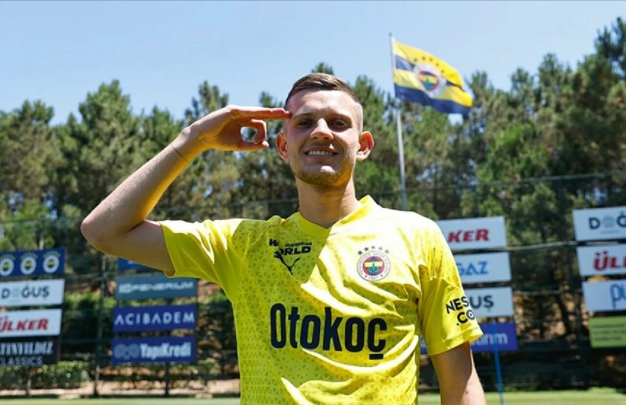 Fenerbahçe’ye 100 milyon euroluk dev gelir! Sezon sonunda satılacak 6 futbolcu belli oldu - 4. Resim