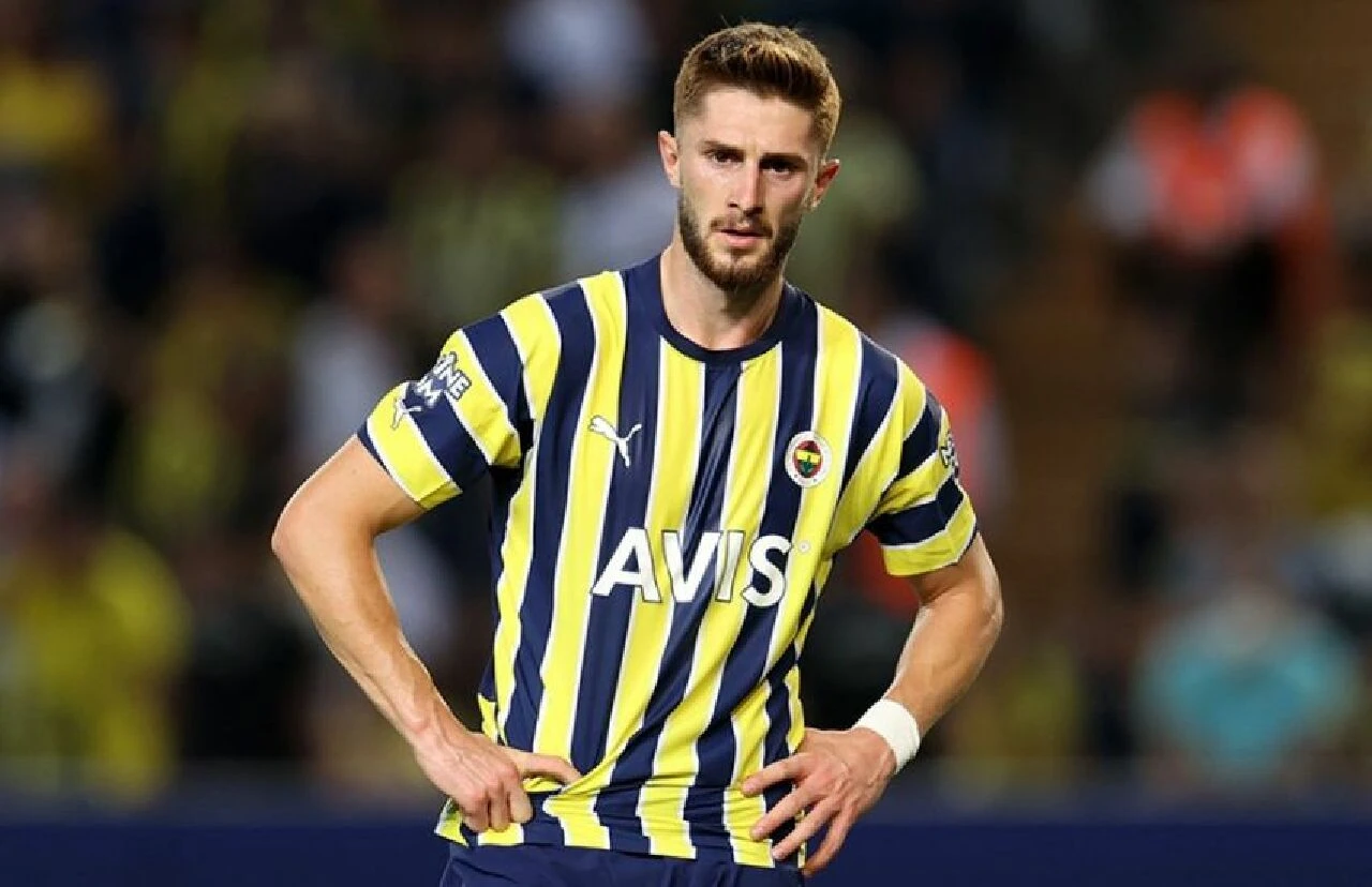 Fenerbahçe’ye 100 milyon euroluk dev gelir! Sezon sonunda satılacak 6 futbolcu belli oldu - 5. Resim