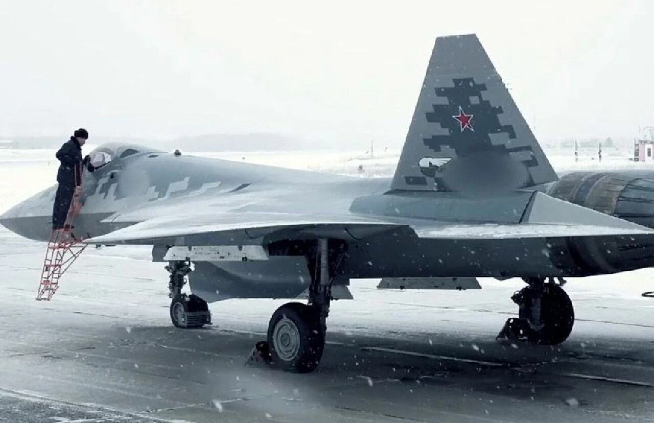KAAN'a hayran kalan Rus uzmandan Türkiye'ye SU-57 daveti - 3. Resim