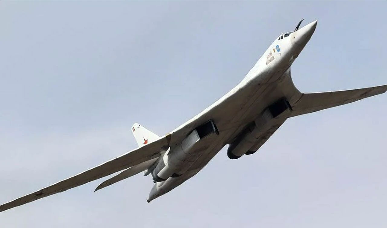 Putin'den savaş uçağıyla 'askeri sır' uçuşu - 3. Resim