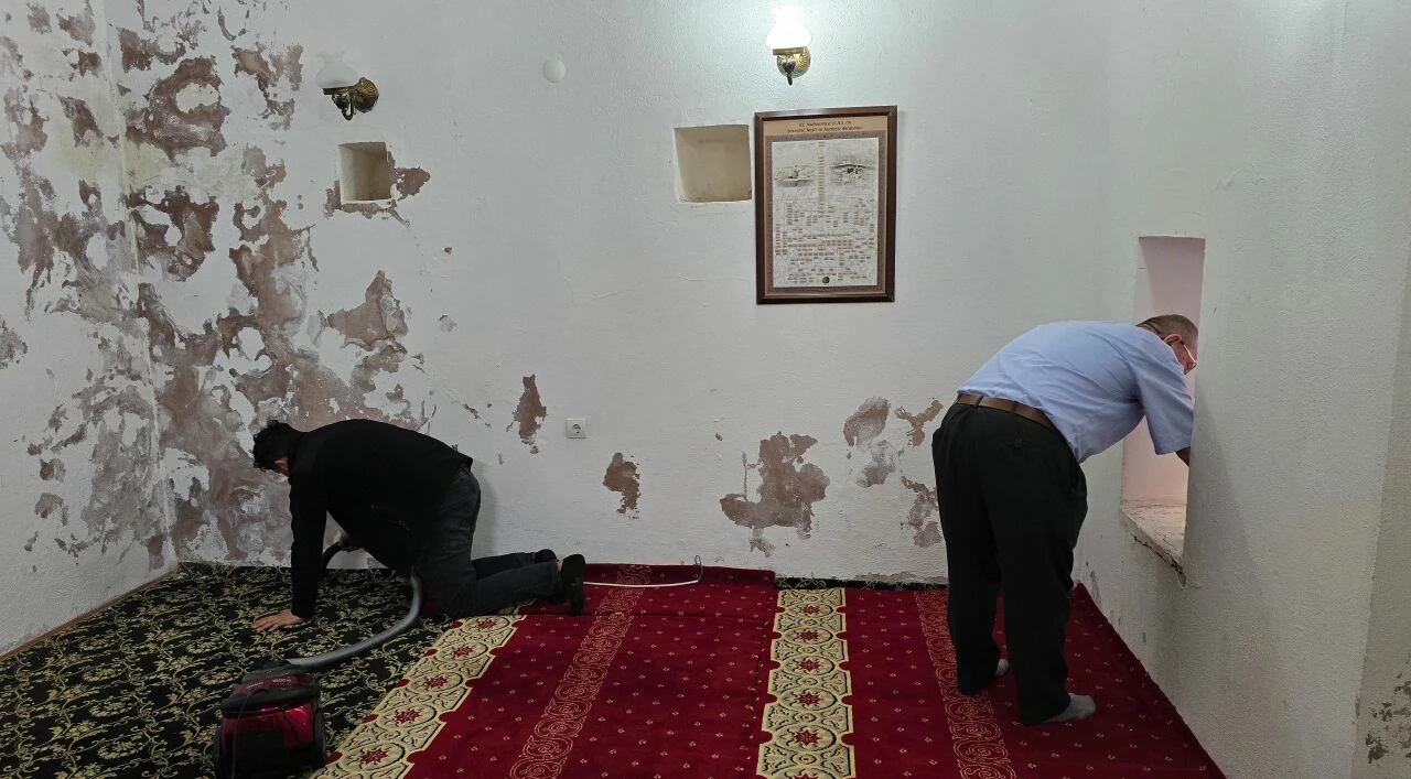 Tokat'ın 'Cin Camisi' ismiyle ürkütüyor, zamana meydan okuyor - 1. Resim