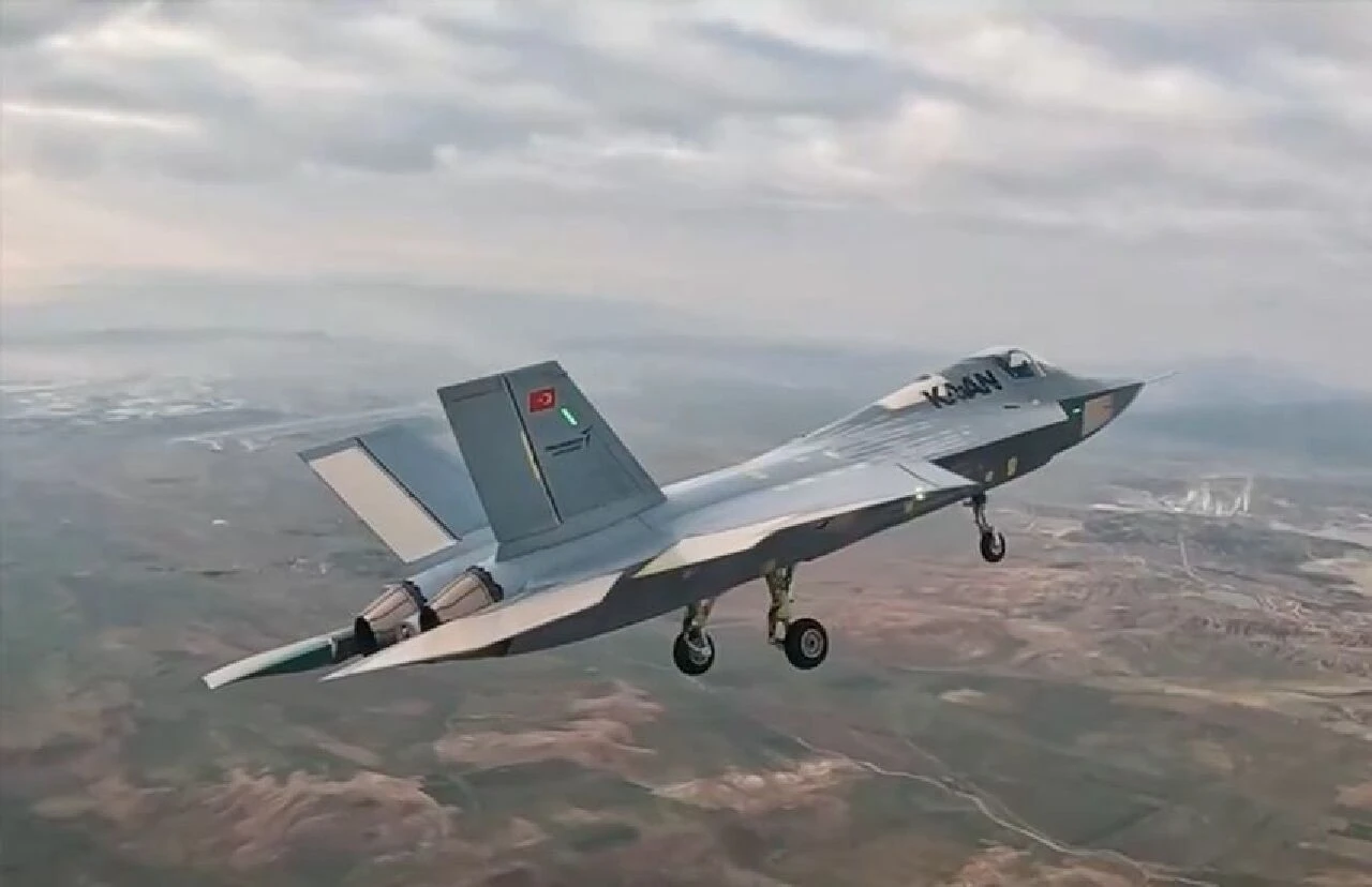 Yunan basınında KAAN analizi: Hizmete girmeden korkuttu!