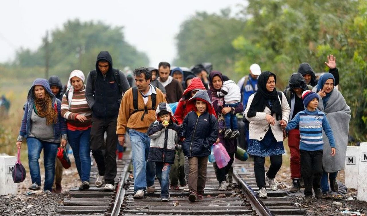 Yunan zulmünü Sırbistan da örnek aldı: Yasadışı göçmenler donakaldı