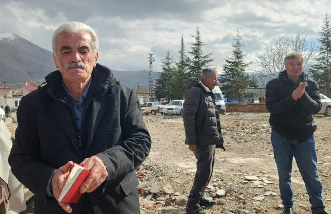 Evlenemeyenler o ile koşacak! Başkan adayından çılgın vaat - 1. Resim