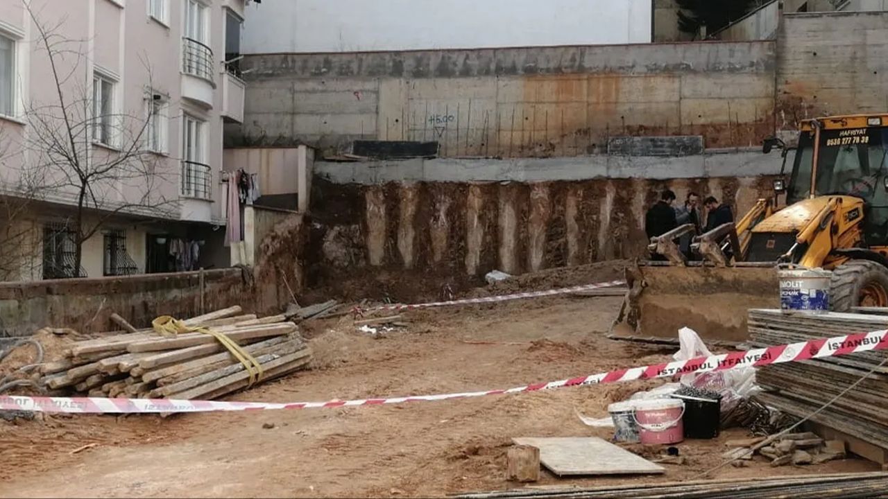 İstanbul&#039;da inşaat alanında göçük: Acı haber geldi