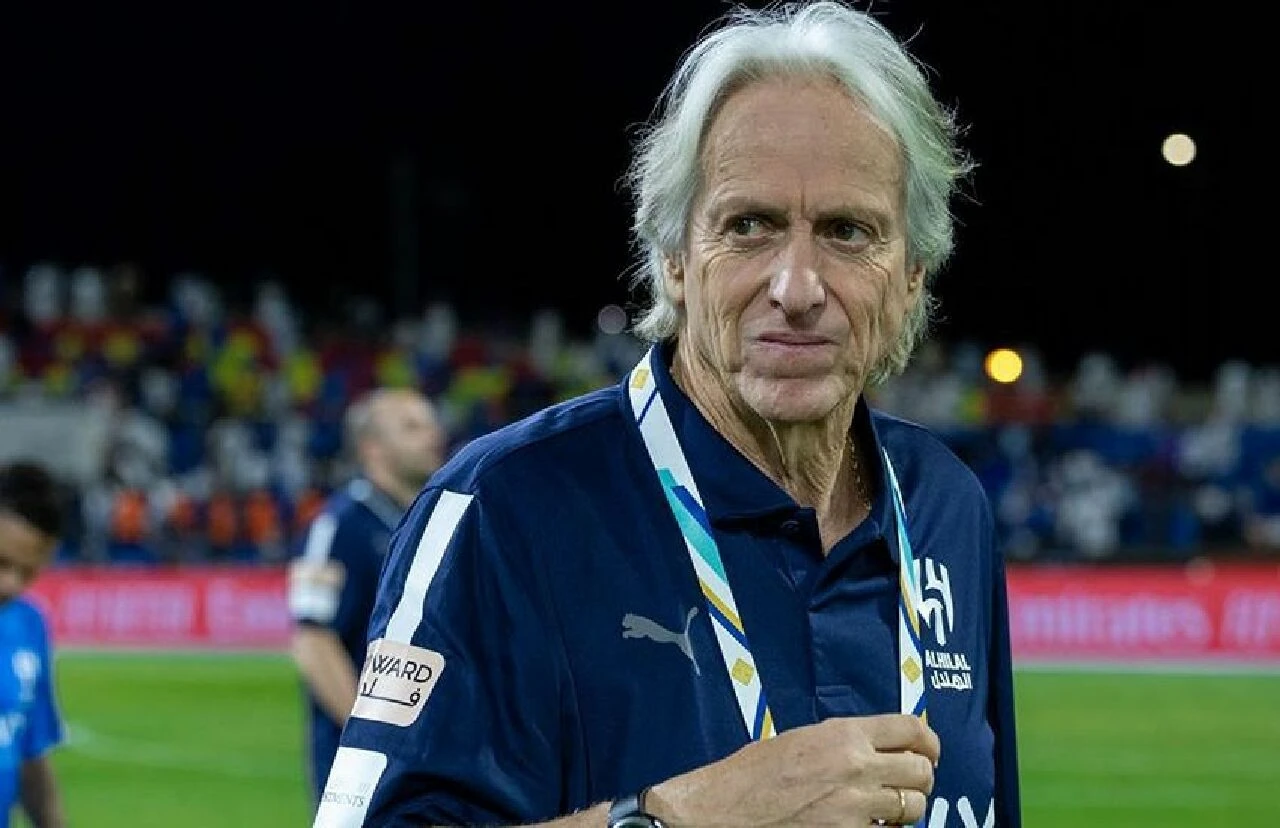 Jorge Jesus 2 ismi Fenerbahçe'den istedi, görüşmeler başladı