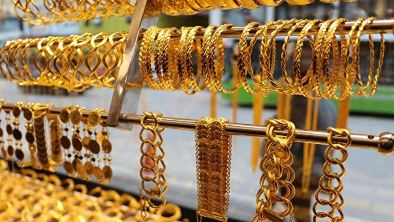 Kuyumcular altın bulamıyor! Çeyrek, gram ve yarım altın 'Hokus Pokus' oldu