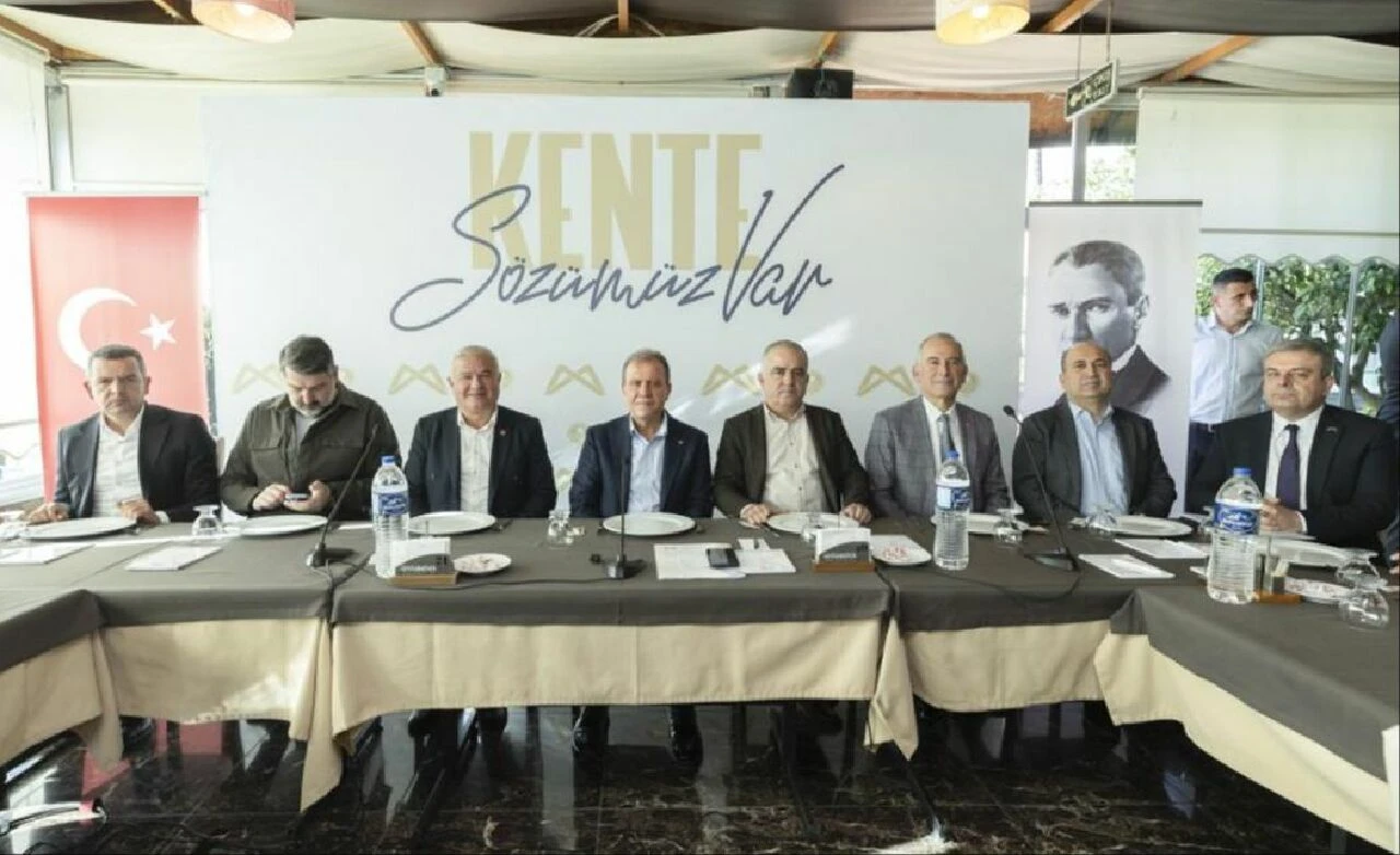 Vahap Seçer'den 'örnek belediyecilik' vurgusu! - 2. Resim