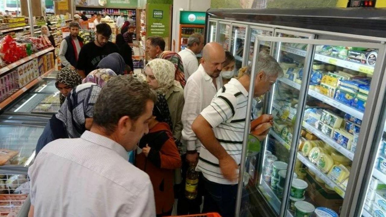 Cumhurbaşkanı Erdoğan&#039;ın fiyatları indirin demişti! Tarım Kredi Kooperatif Marketlerde Ramazan fırsatlarında 24 Şubat-1 Mart dana kıyma 138 TL