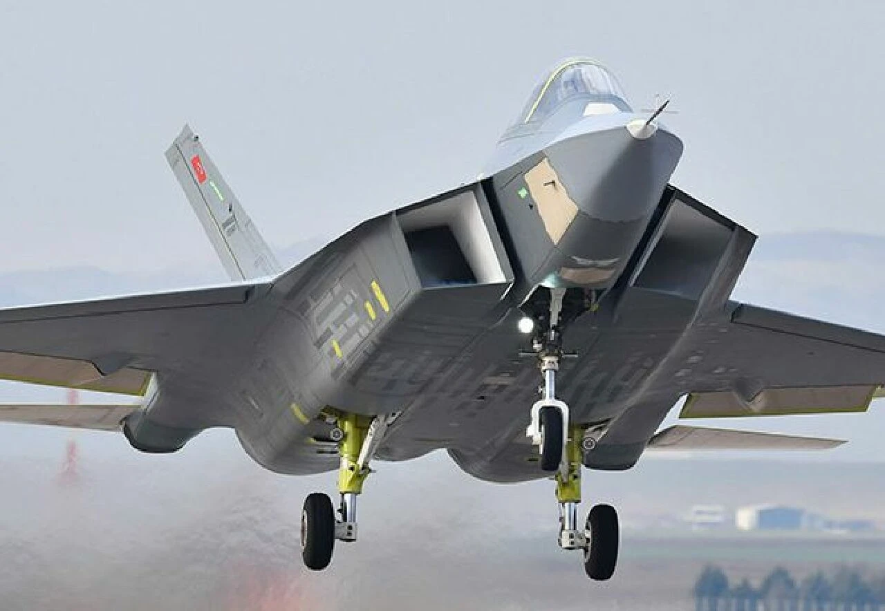 İki ülkeden KAAN çıkışı! 'Türkiye'yi asla küçümsemeyin'