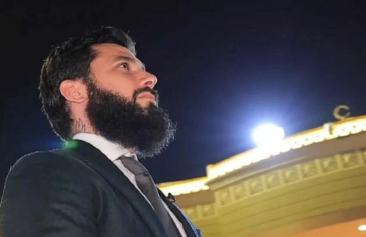 İspanyol futbolcu Kelime-i Şehadet getirerek Müslüman oldu - 1. Resim