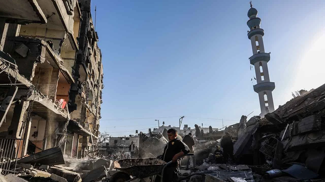 İsrail'in hedefinde ezan sesi var: Camileri sistematik olarak yıkıyor - 2. Resim