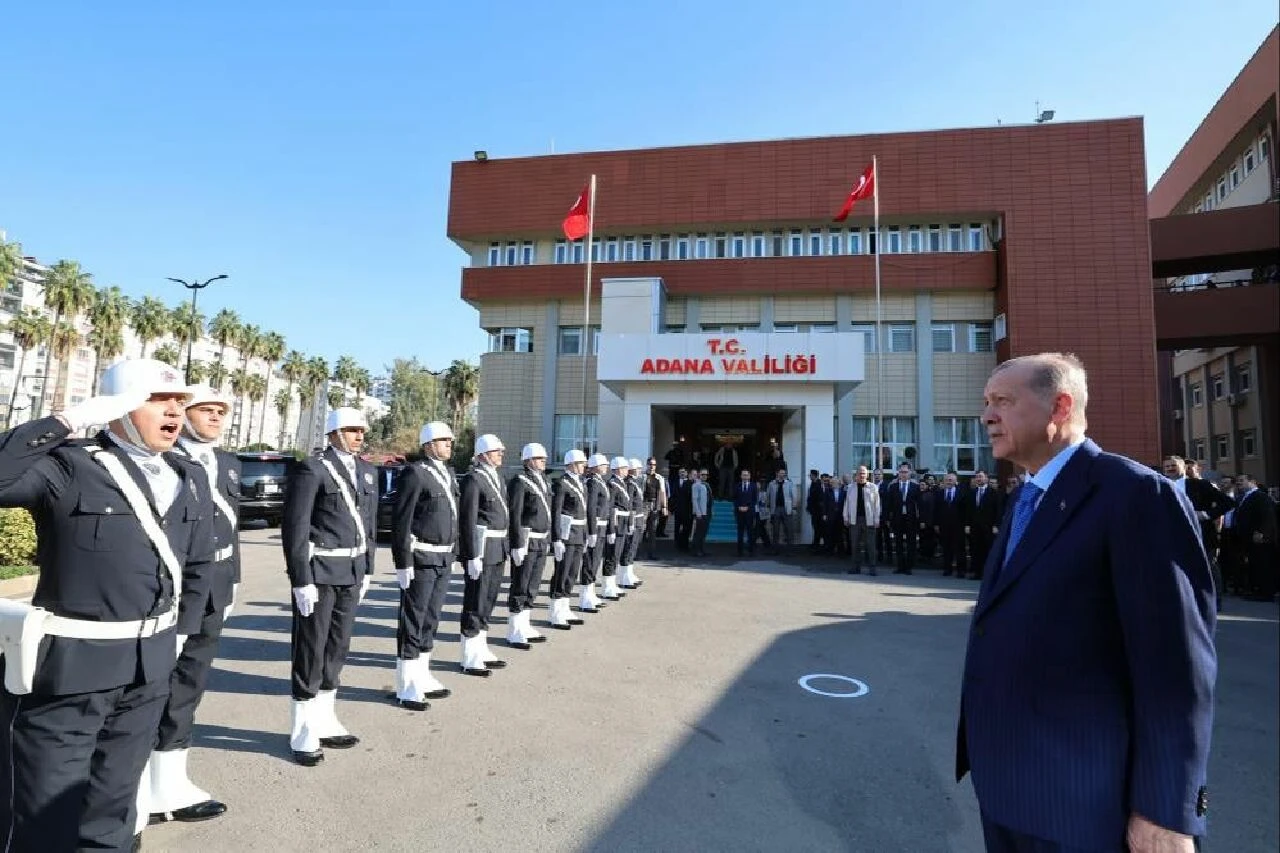 Cumhurbaşkanı Erdoğan'dan Adana Valiliği'ne ziyaret
