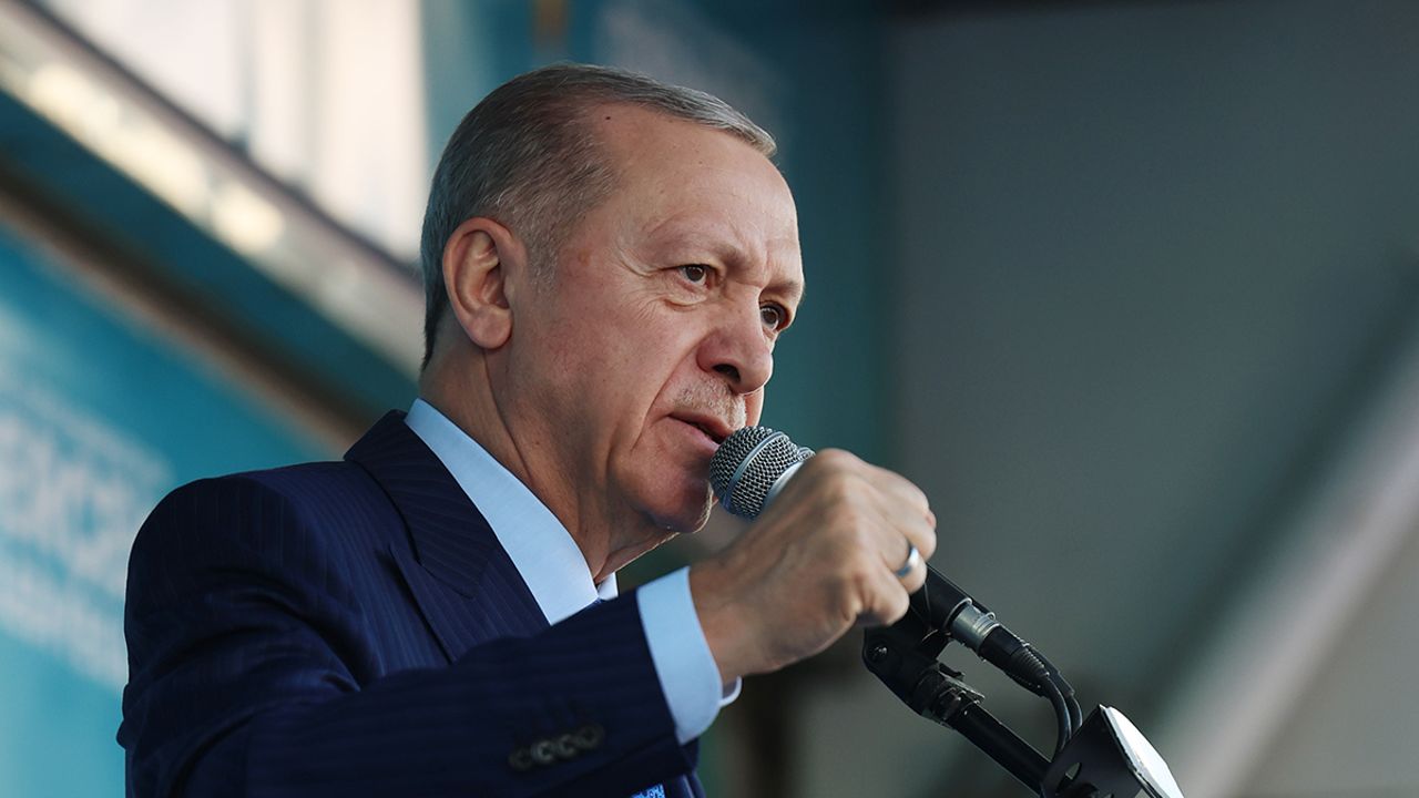 Cumhurbaşkanı Erdoğan&#039;dan CHP&#039;ye tepki: Kirli ittifaklarla &#039;DEM&#039;leniyorlar