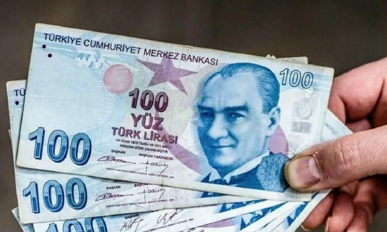 Emekli maaşları ve ikramiyeleri doğrudan etkiliyor! Memurun gözü 3600 ek göstergede - 2. Resim