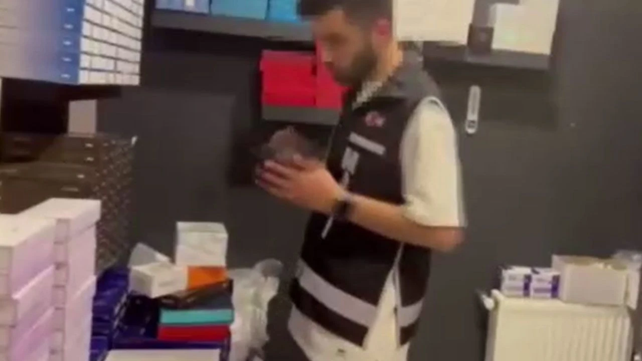 İstanbul'da sahte reçeteyle 5 milyonluk vurgun! Aralarında doktor ve eczacılar da var - 2. Resim