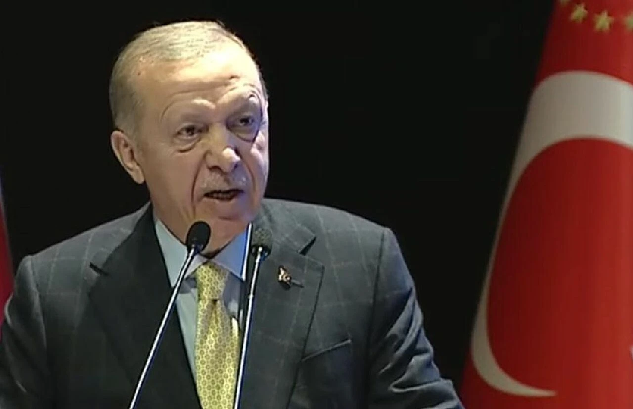 Cumhurbaşkanı Erdoğan'dan muhalefete tepki: 'Dertleri belediye üzerinden rant' - 1. Resim