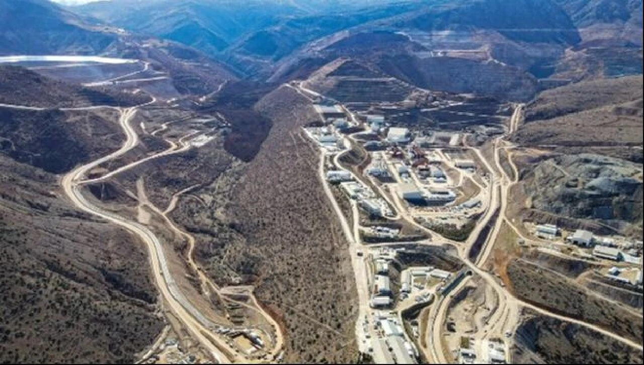 Erzincan toprak kayması çıkarılanlar oldu mu? Maden kazası işçiler bulundu mu? - 1. Resim