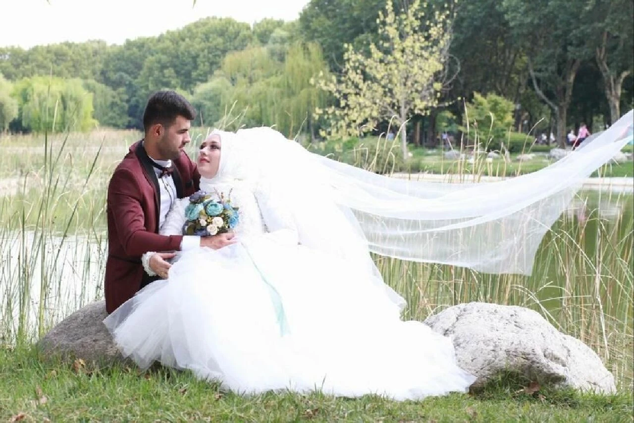 Genç kadının feci ölümü hüzne boğdu! Geriye bu kareler kaldı