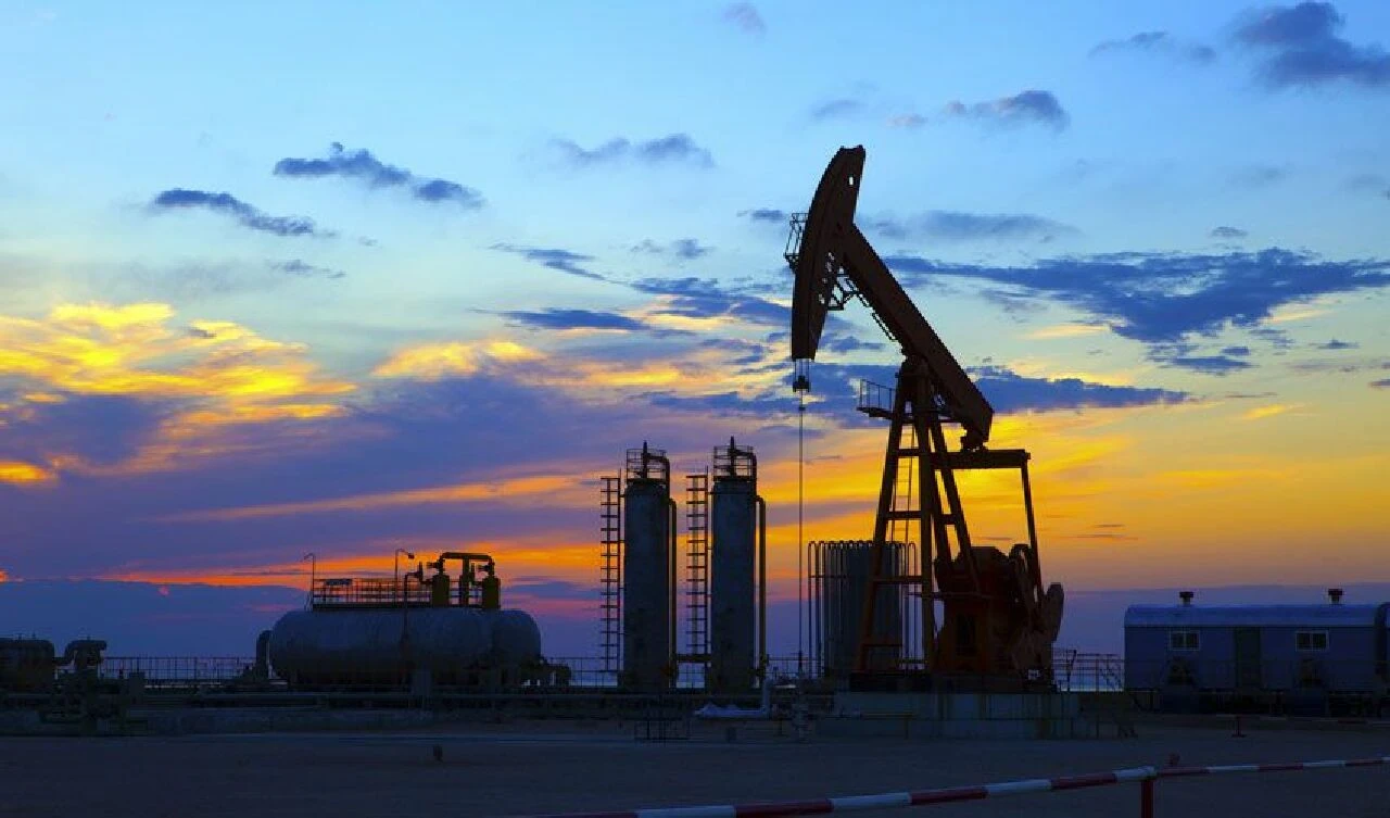 Goldman zirve fiyatı değiştirdi, petrol beklentisini güncelledi