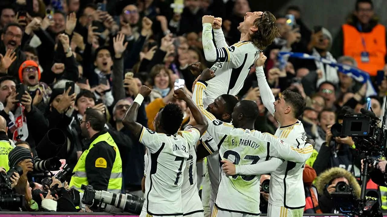 Sevilla maçında Arda Güler'in son dakika şanssızlığı! Tam oyuna girecekken... - 1. Resim