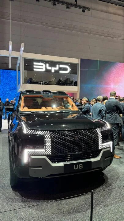 Tank gibi SUV: BYD Yangwang U8 sahneye çıktı - 2. Resim