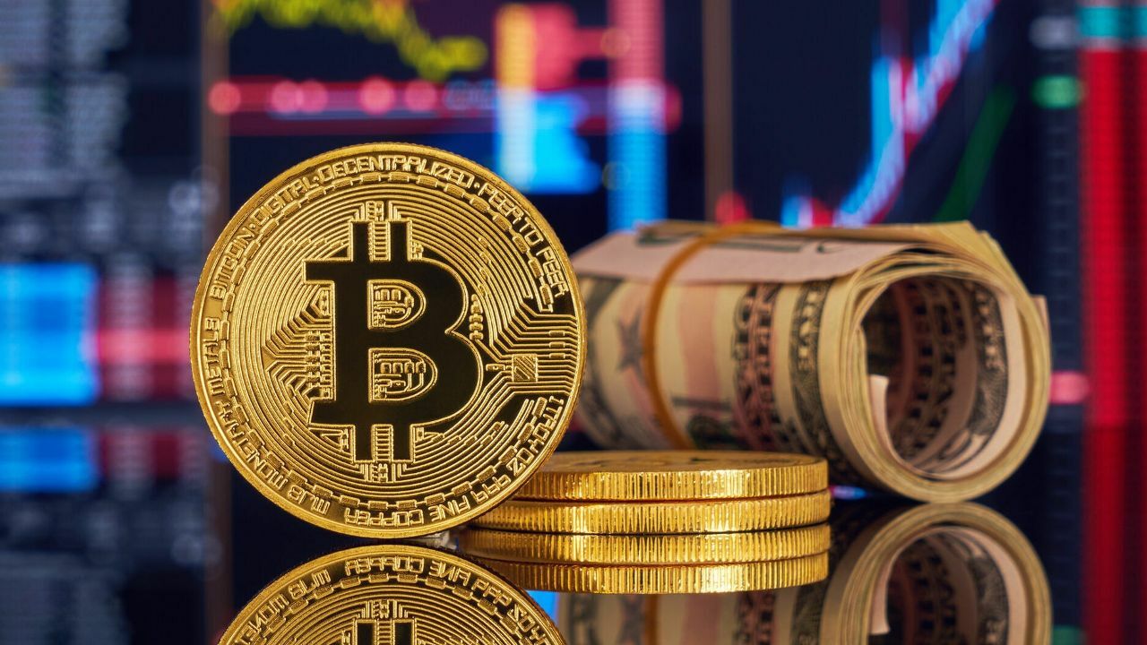 Bitcoin ralli ateşine odun attı! Fiyat 2021&#039;den bu yana en yüksek seviyede