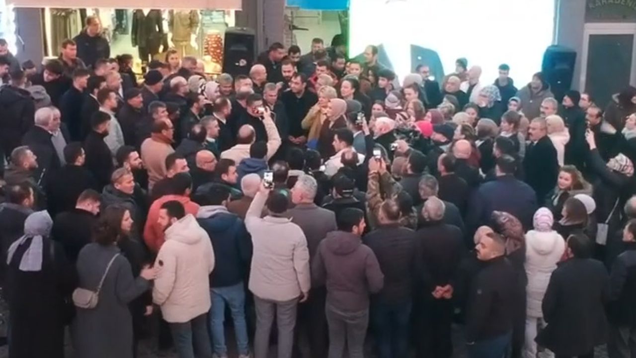 AK Parti Seçim İrtibat Bürosu açılışına yoğun ilgi