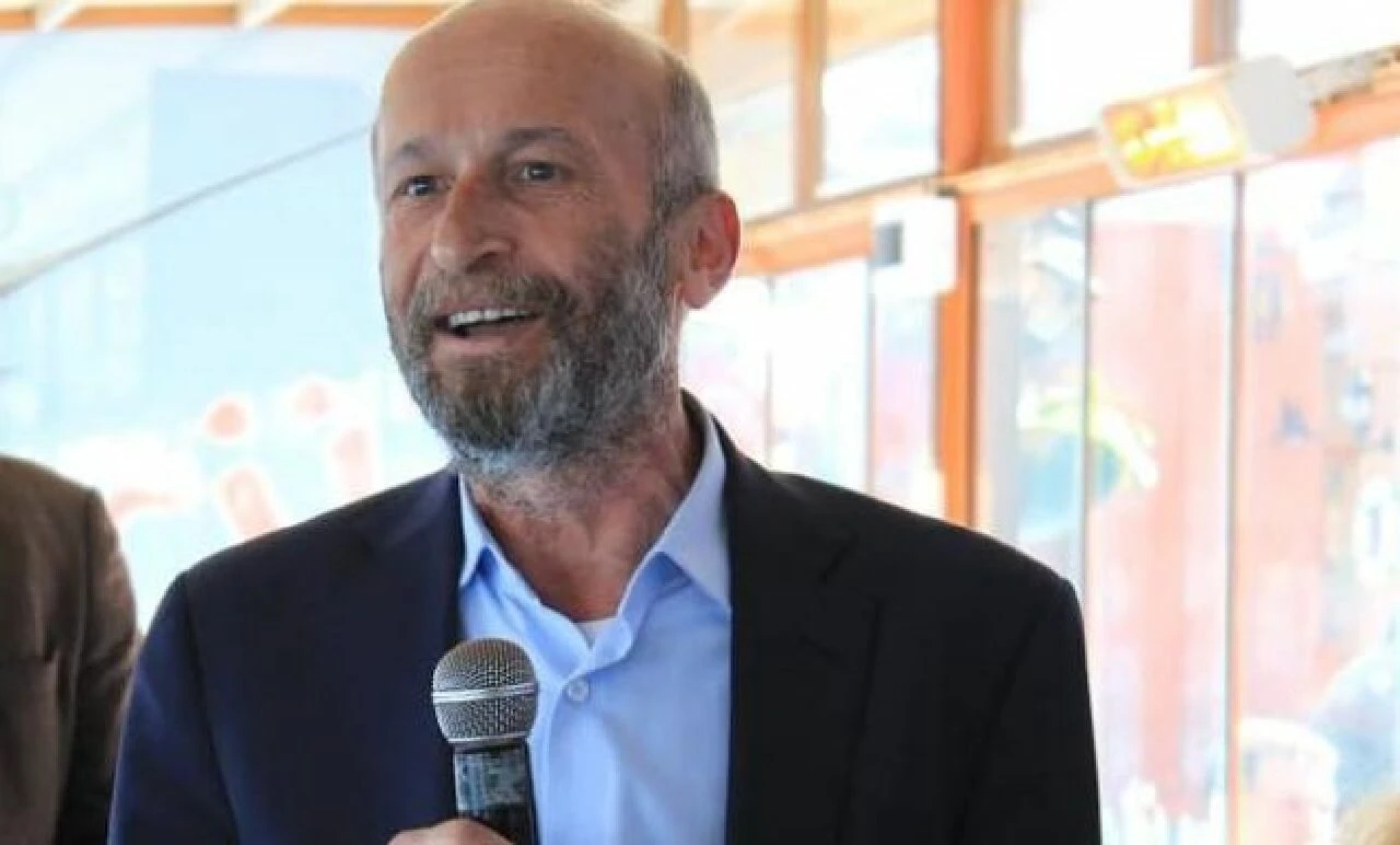 Adalar Belediyesi hangi partiden? Adalar Belediye Başkanı hangi partiden?