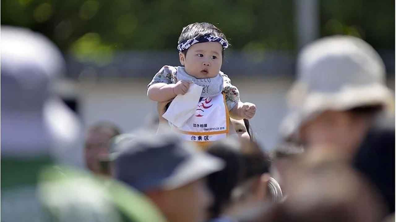 Bu kadarı olmamıştı... Japonya yenidoğan sayısında en düşük seviyeyi gördü