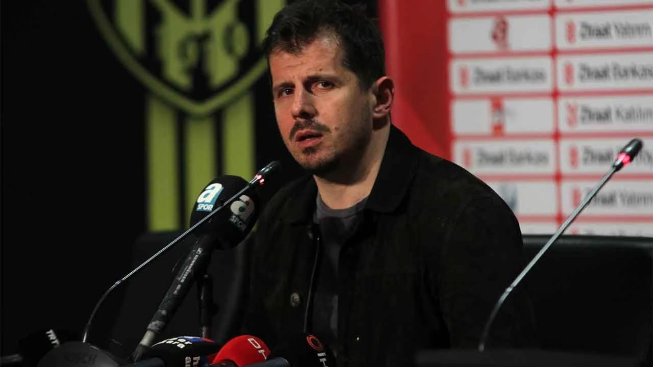 Emre Belözoğlu'ndan Fenerbahçe taraftarına sitem dolu sözler: Büyük hayal kırıklığı... - 3. Resim