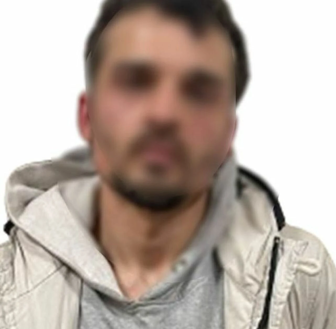 Esenler'de tadilattaki dairenin kombisini çalıp götürdü - 1. Resim