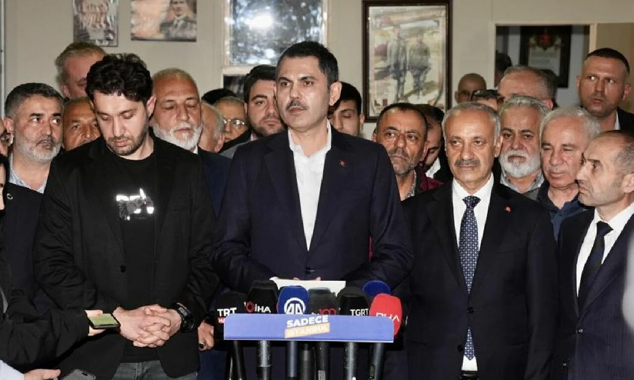 Murat Kurum, cemevi ziyaretinde söz verdi: Biz yürüteceğiz - 1. Resim