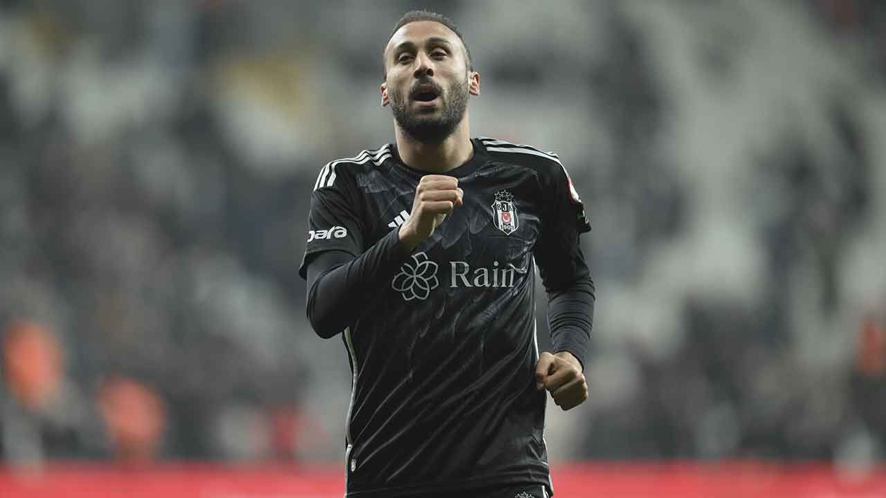 Cenk Tosun&#039;dan Galatasaray derbisi mesajı!