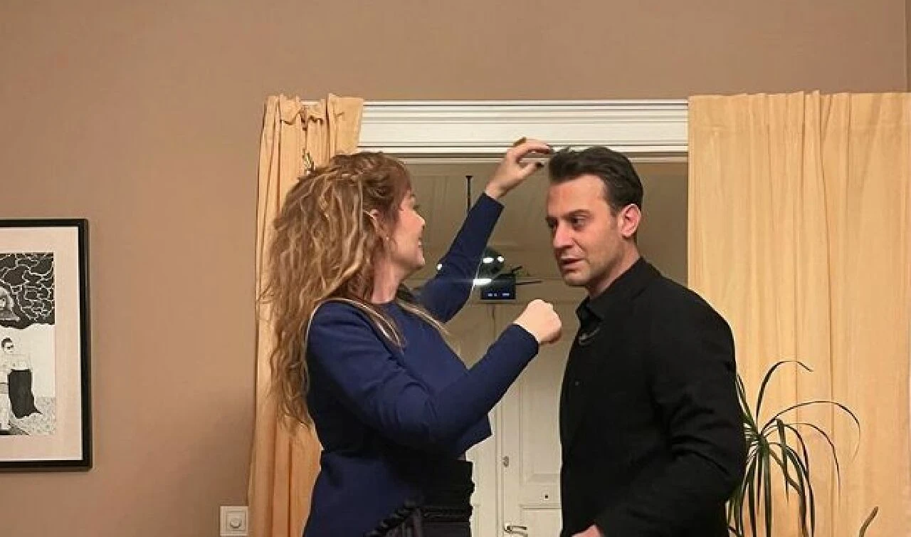 Demet Evgar evli mi, kiminle? Demet Evgar kimdir? - 1. Resim