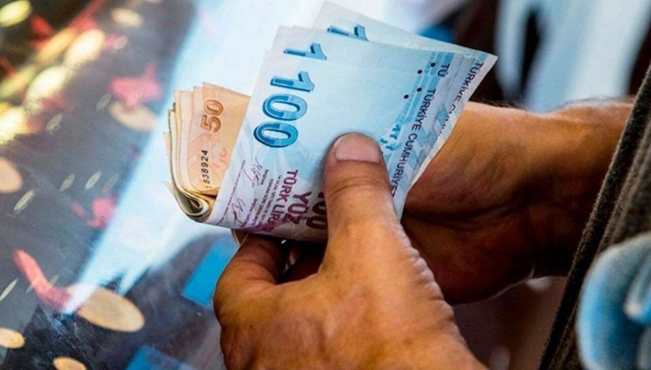 Emekliden promosyonlara zam talebi! Kamu bankalarının ödemeleri yerinde sayıyor - 2. Resim