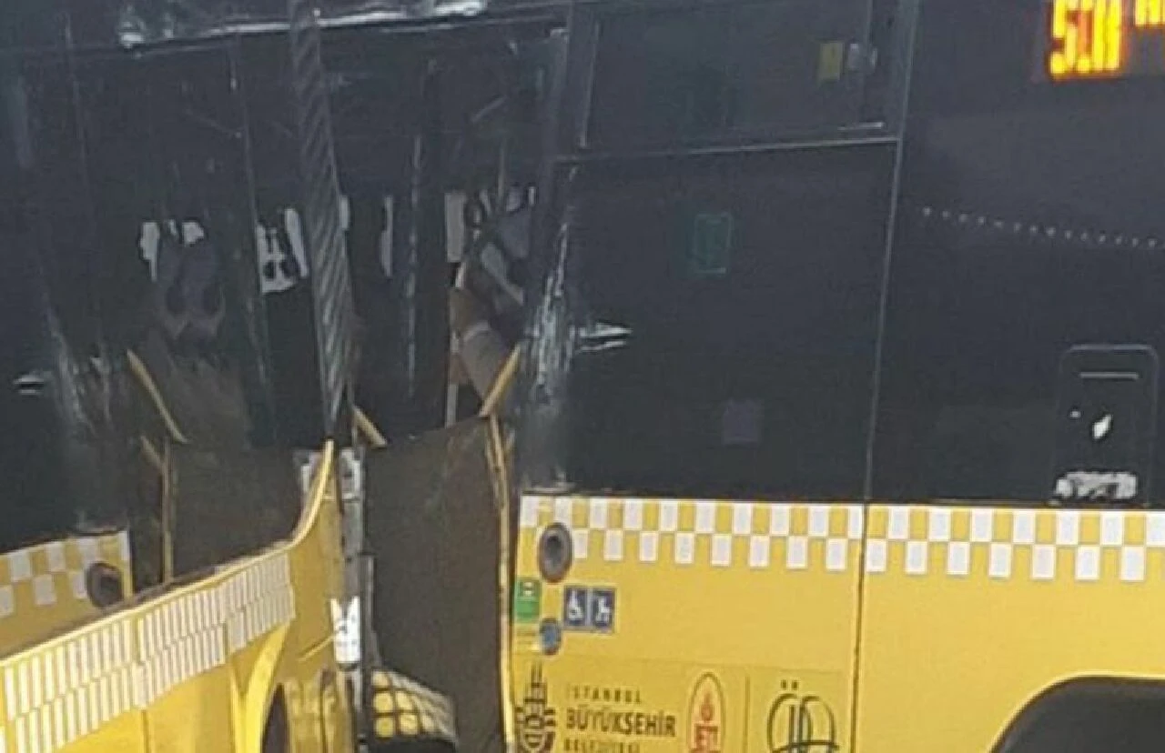 Eyüpsultan’da 2 İETT otobüsü kazaya karıştı