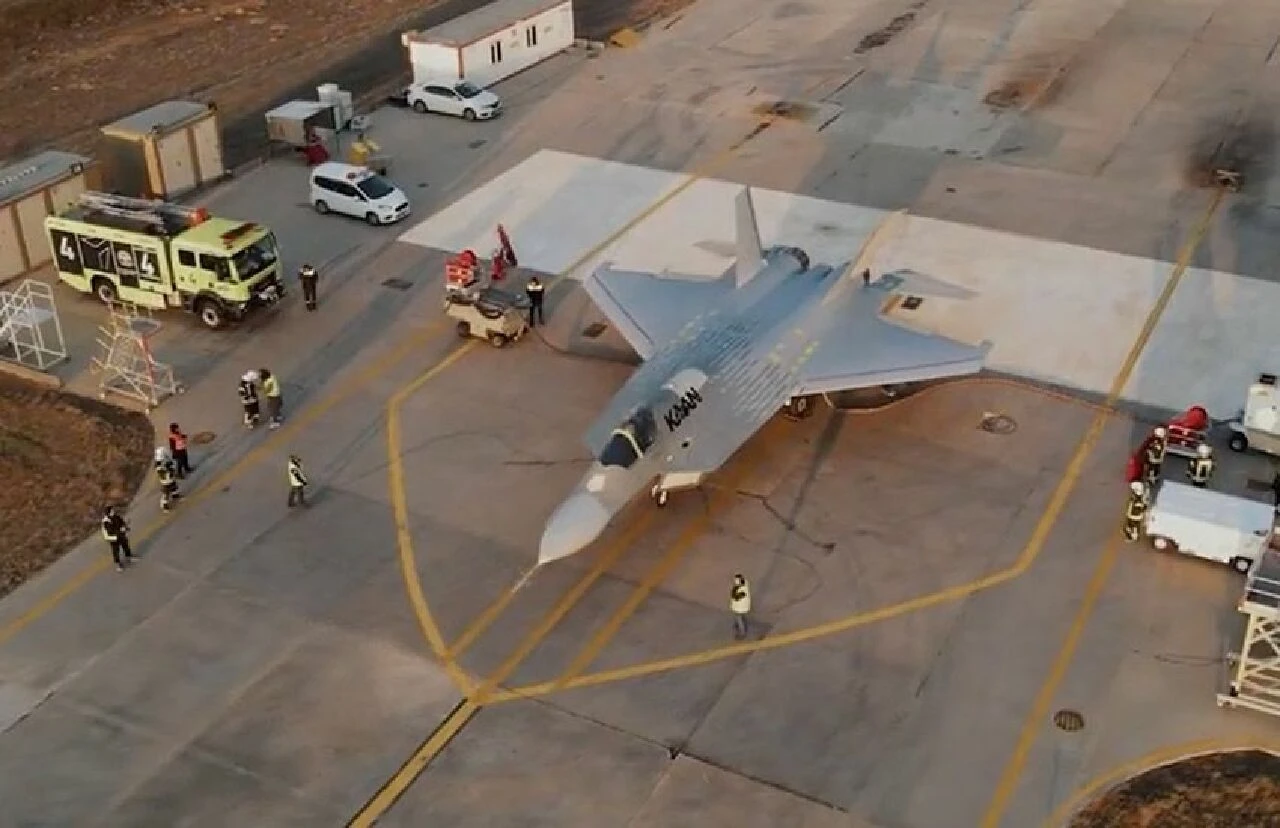 KAAN'ı gizemli uçakla kıyasladılar! ABD hiç kimseye satmıyor