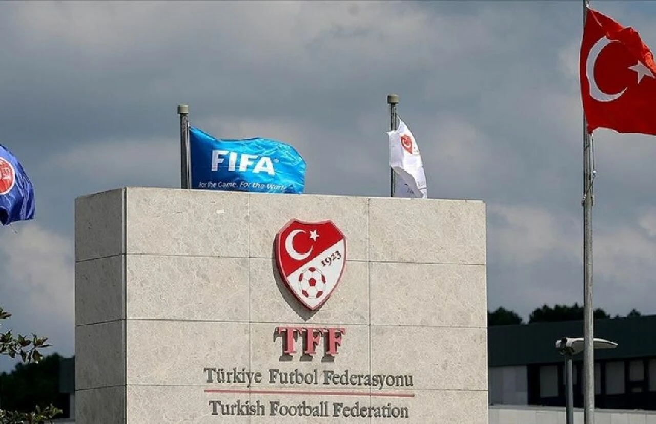 PFDK 7 Süper Lig takımına ceza yağdırdı - 1. Resim