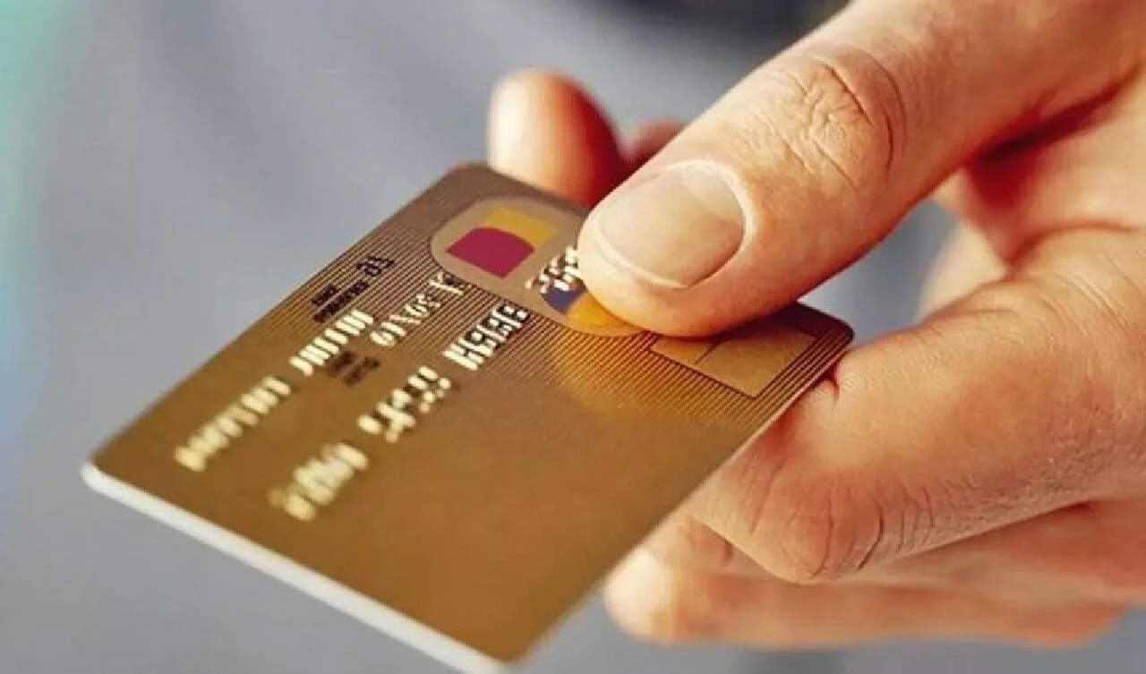Tüketici kartlı ödemeden vazgeçmedi, yüzde yüzün üzerinde artış
