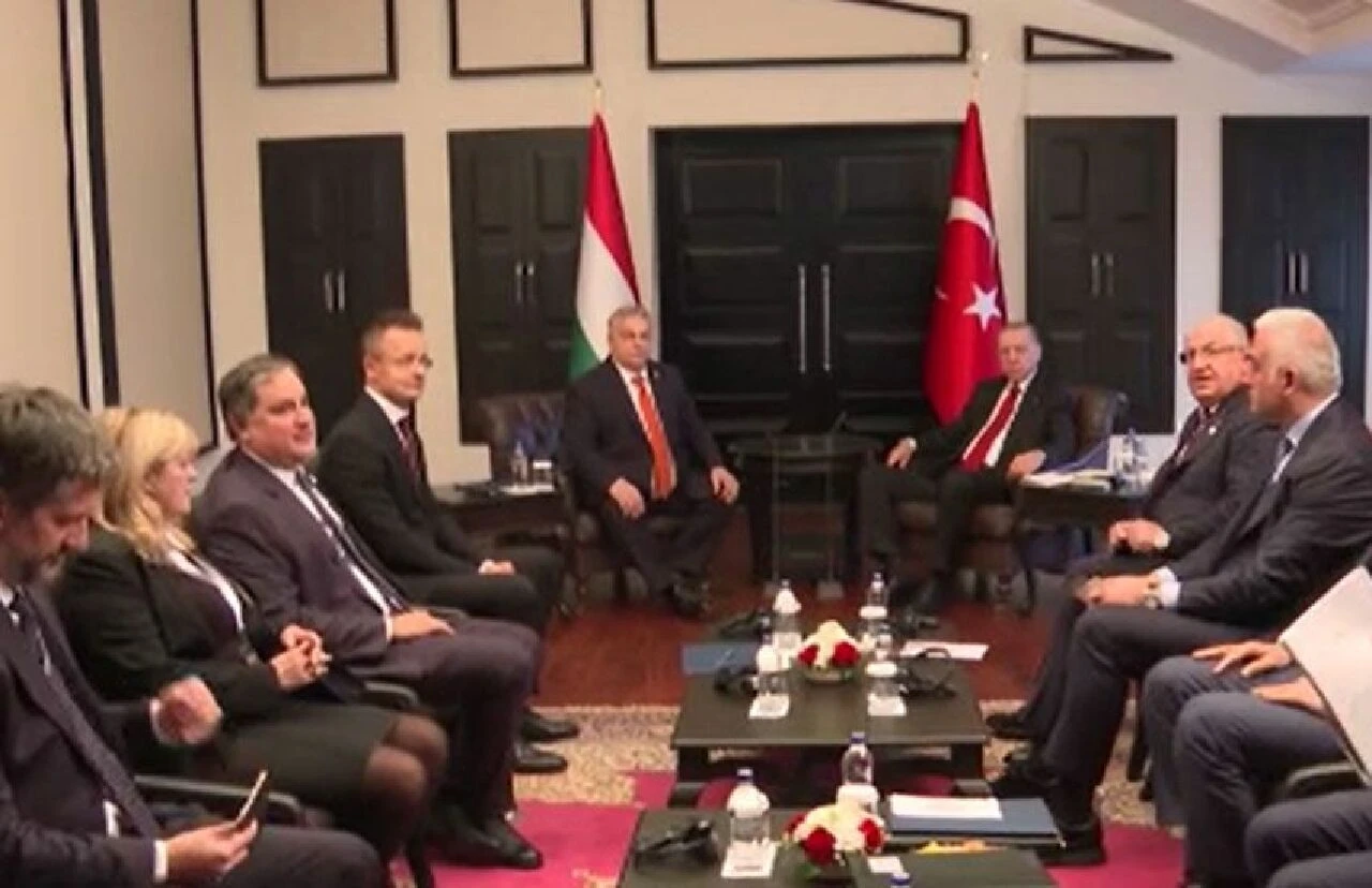 Cumhurbaşkanı Erdoğan, Orban'la görüştü