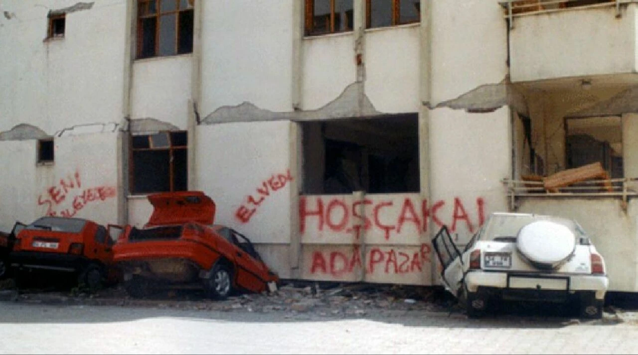 Deprem uzmanından dikkat çeken açıklama: "Hiçbir şehirde deprem risk analizinde kullanılacak bilgi yok!" - 1. Resim